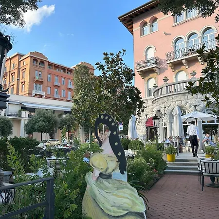 아파트 The View *