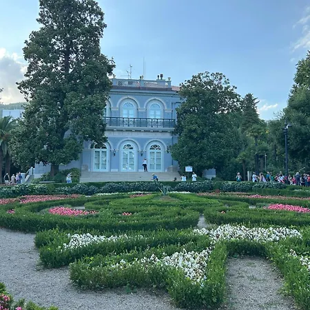 The View Опатия